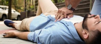 Алгоритм надання допомоги при втраті свідомості: 7 кроків